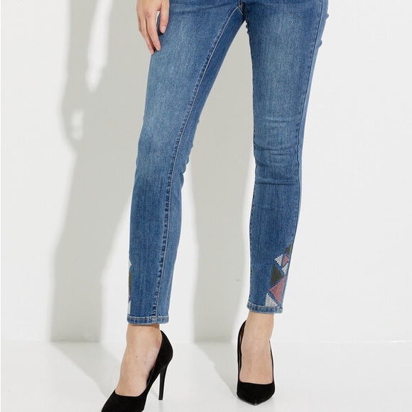 Jeans by Charlie B - Picture 1 of 5